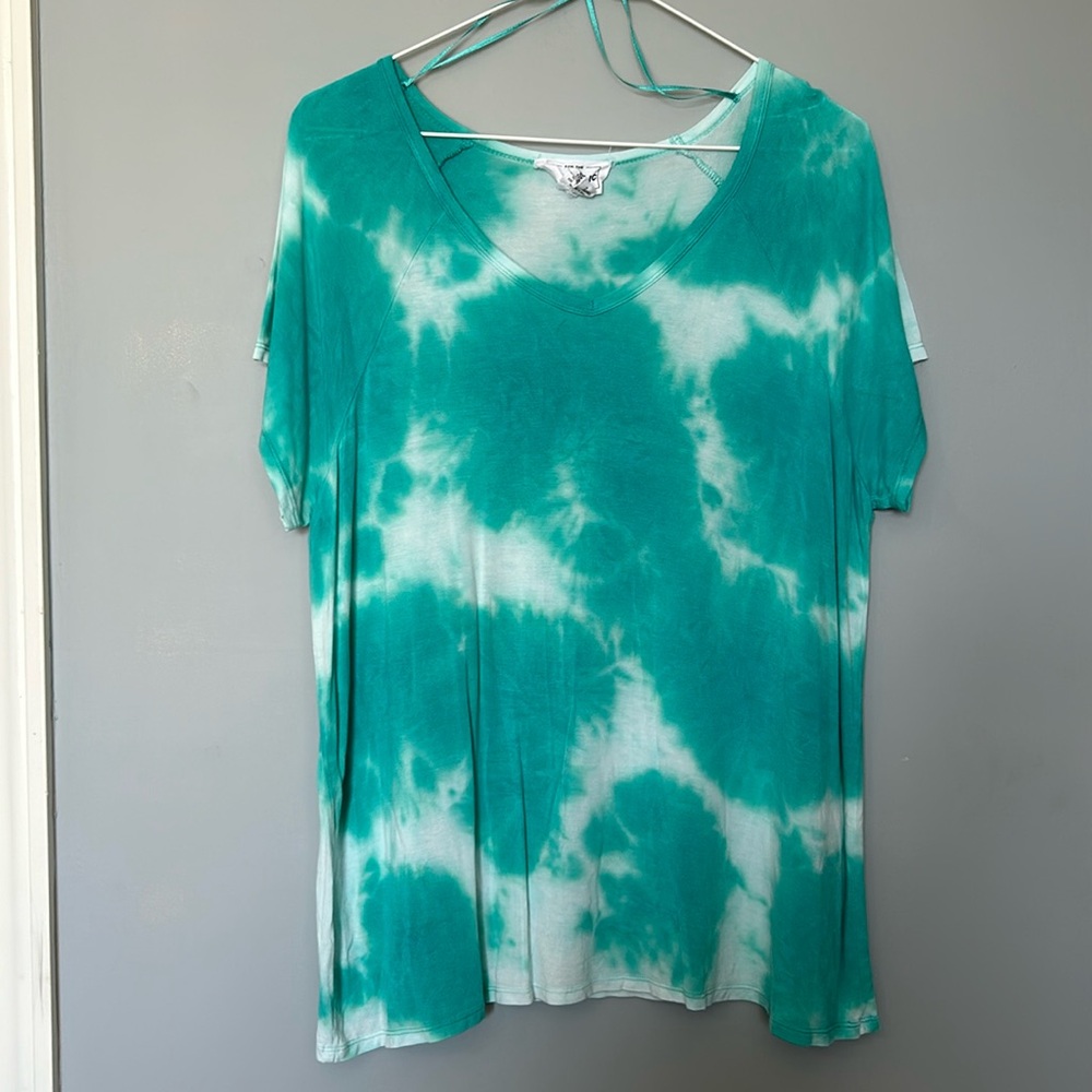 Women’s For the Republic tie dye shirt size L great condition
